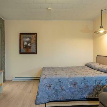 Motel Claude Degelis Esterno foto