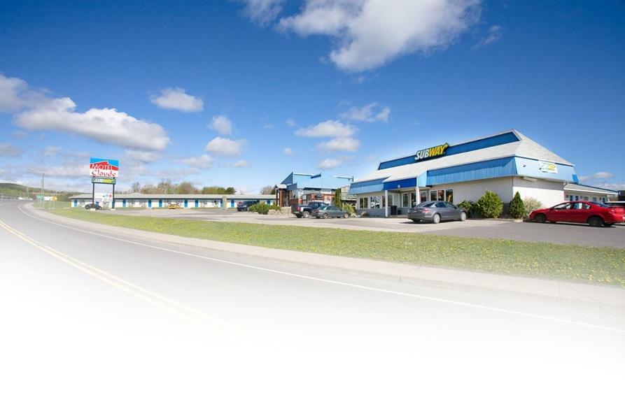 Motel Claude Degelis Esterno foto